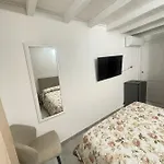 La Perla Del Mare 2 Bed & Breakfast