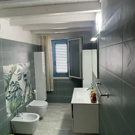 לינה וארוחת בוקר La Perla Del Mare 2