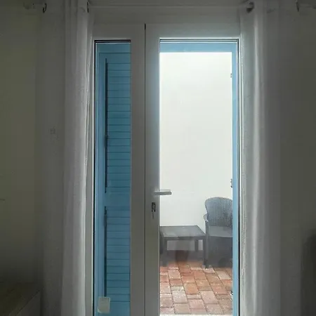 La Perla Del Mare 2 לינה וארוחת בוקר לה קאלטה