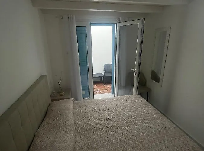 Bed & Breakfast La Perla Del Mare 2 *