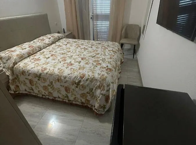 Bed & Breakfast La Perla Del Mare 2 *