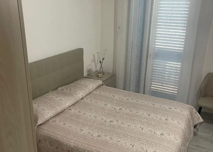 La Perla Del Mare 2 Bed & Breakfast *